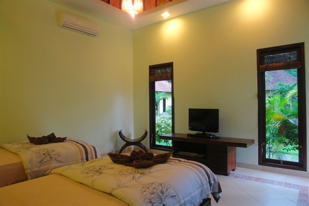 Arco Iris Boutique Hotel & Restaurant Candi Dasa  Exterior photo