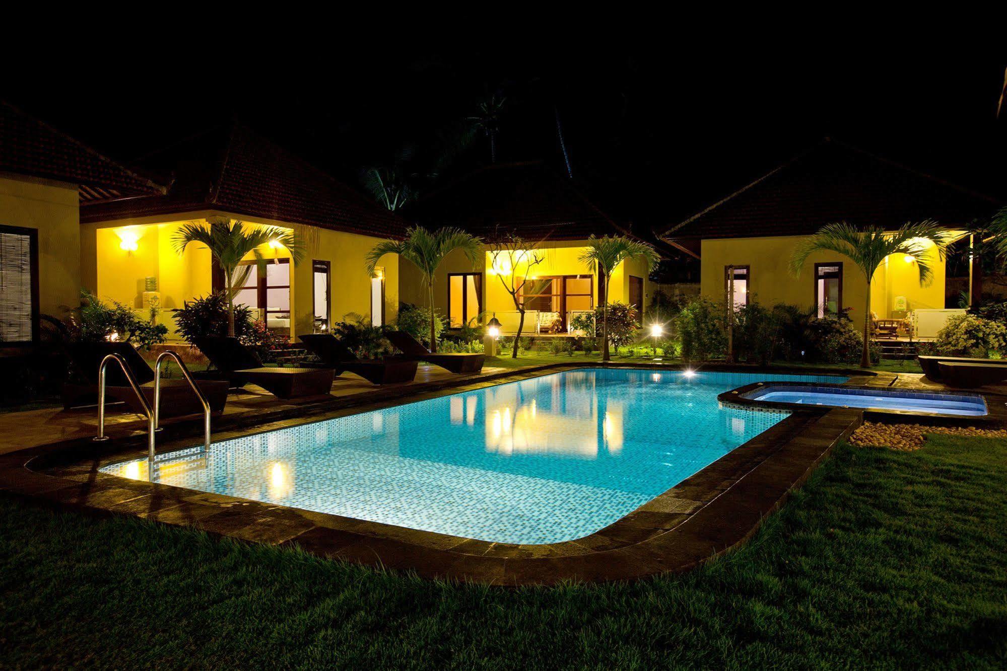 Arco Iris Boutique Hotel & Restaurant Candi Dasa  Exterior photo